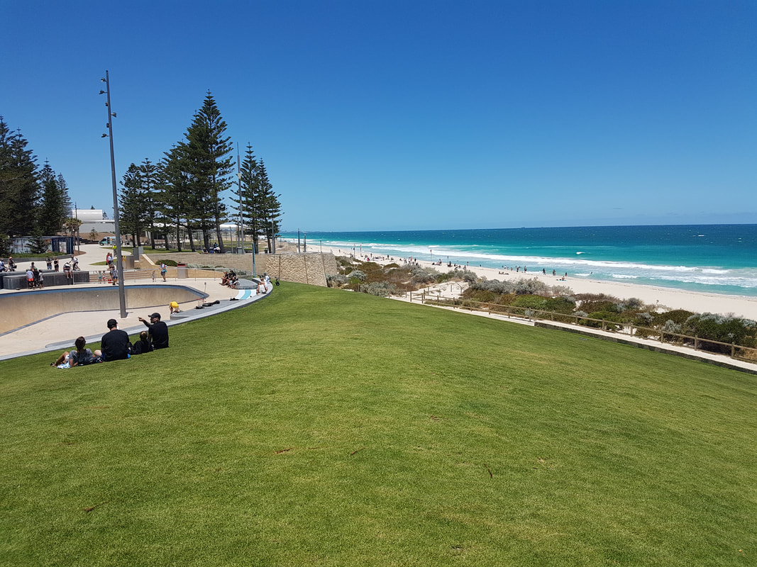Scarborough Beach, Perth, WA, Hill facing South